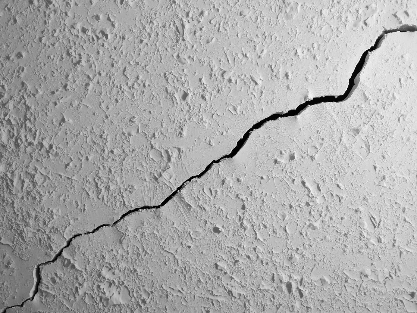 Fissure plafond danger